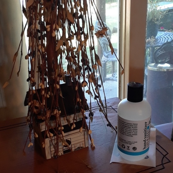 Meet your Posher, Erin - Picture 8 of 8